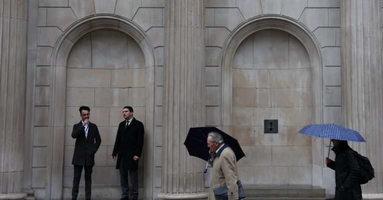 Uk Economy Shrank As 2023 Ends, Leading To Recession