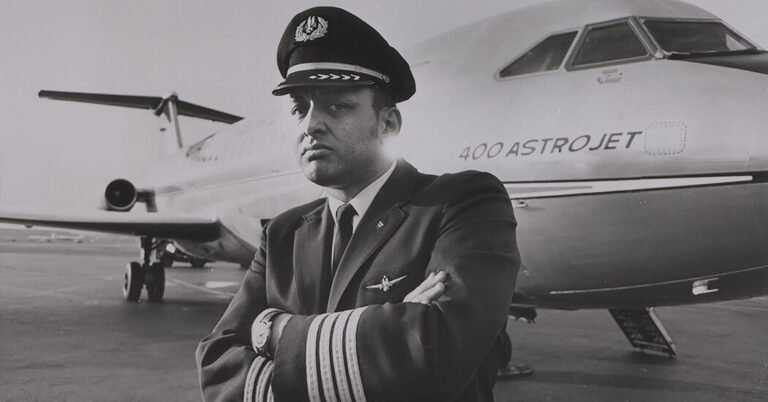 Trailblazing Airline Pilot David E. Harris Dies At 89